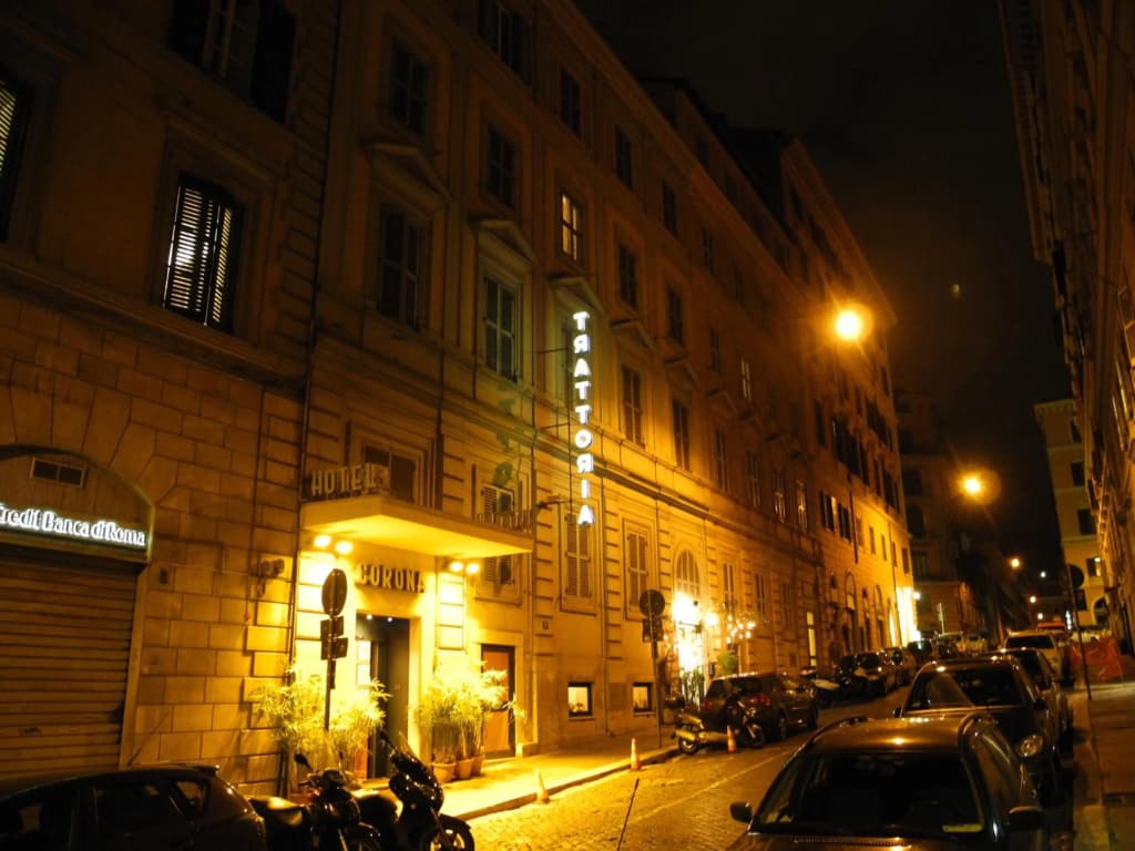 Hotel Corona - photo 23