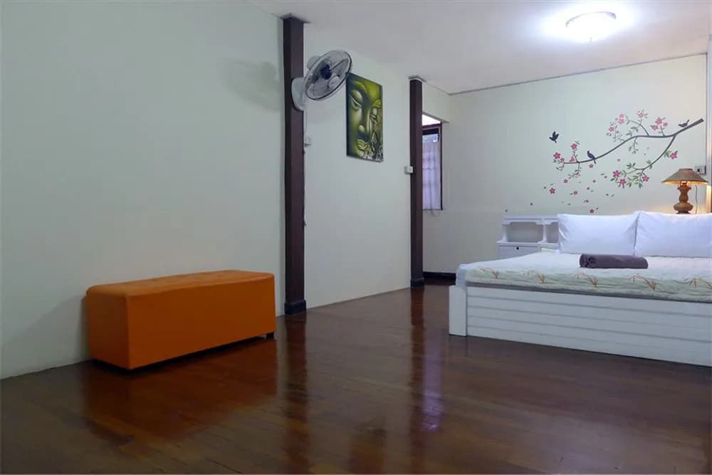 Tara Guest House - photo 5