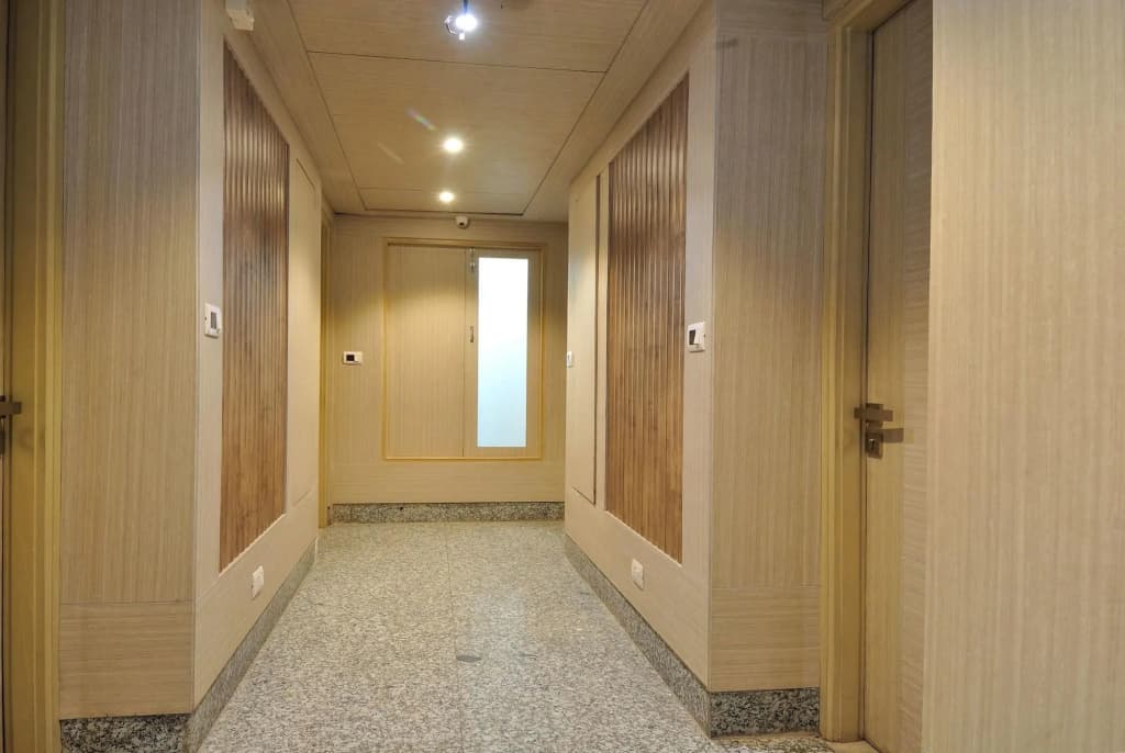 Hotel Royal Grand - photo 24