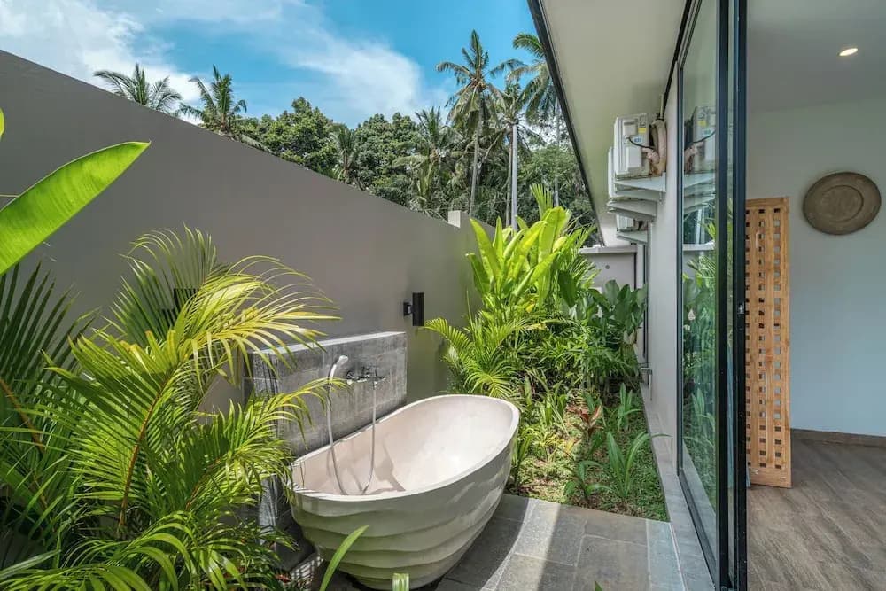 Xanadu - 5BR Ubud Designer Villa, Pool with Rice Fields Views - photo 32