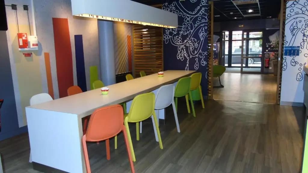 ibis budget Saint Maurice Hotel - photo 21