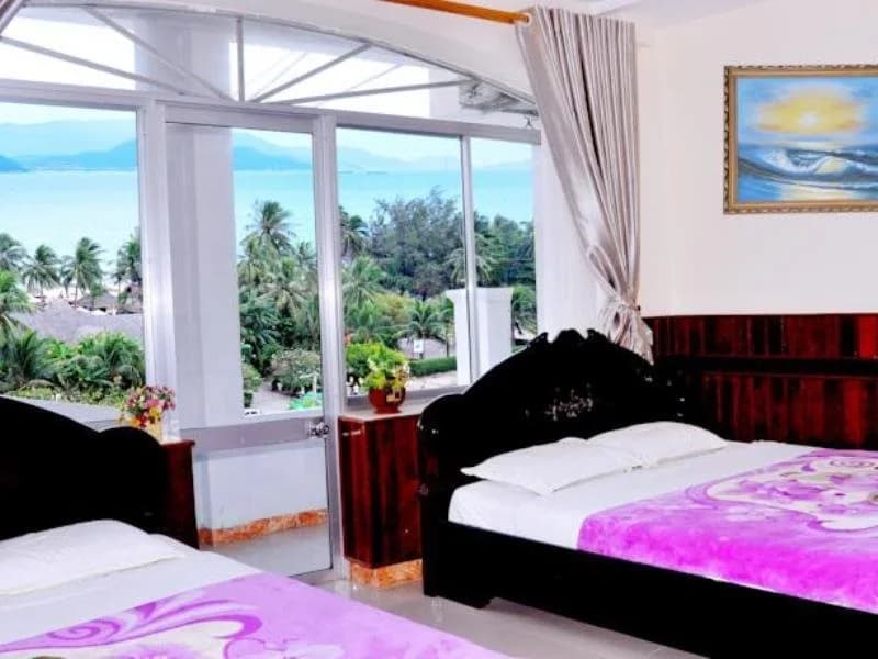 Ocean Hotel - photo 2