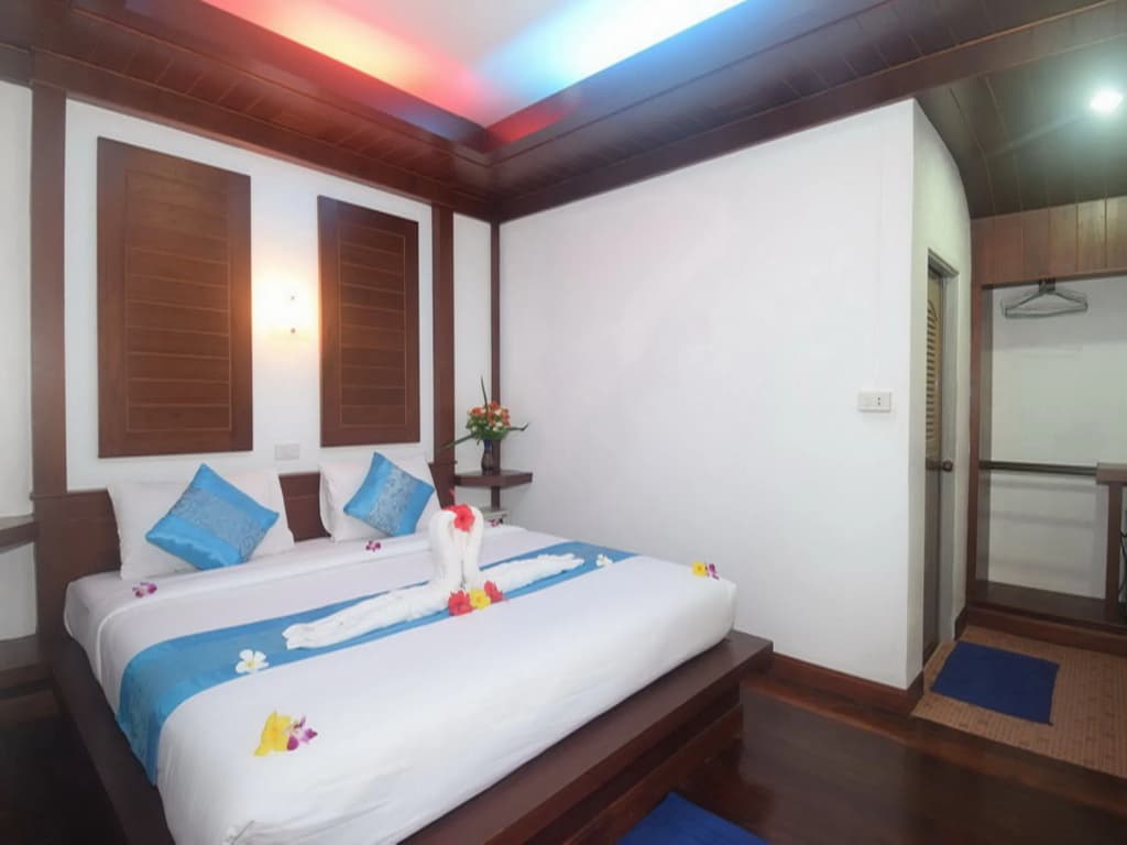 Lanta Long Beach Hostel - photo 4