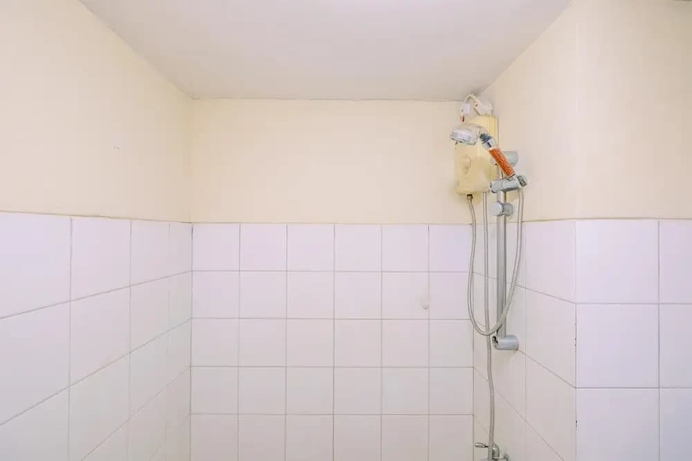 Cozy Stay Studio At Kebagusan City Apartment - photo 7