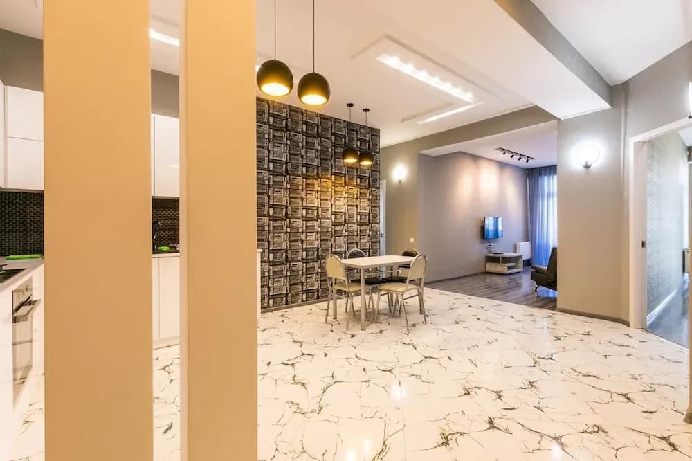 Apartment on Saakadze Square - photo 16