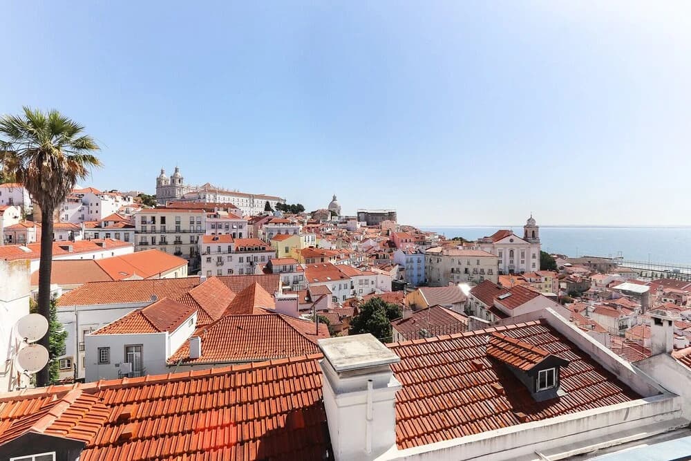 Castelo Typical by Homing - photo 16