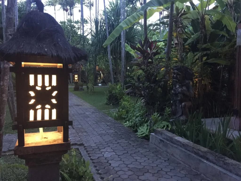 Bumi Ayu Bungalows - photo 18