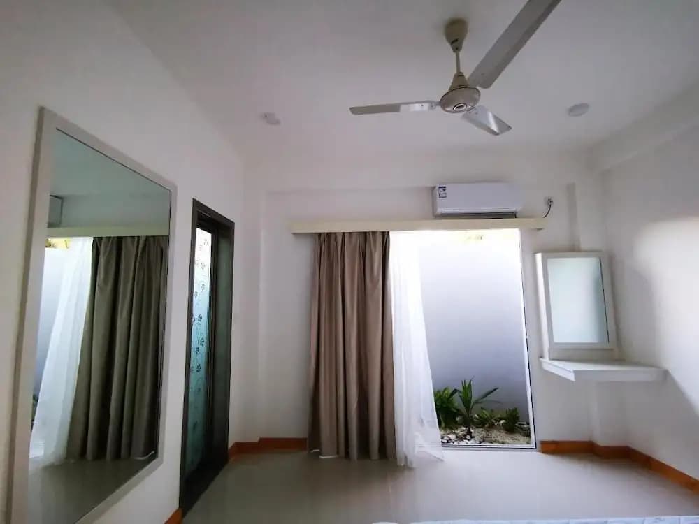 Xen Midu Hotel Addu City Maldives Hotel - photo 5