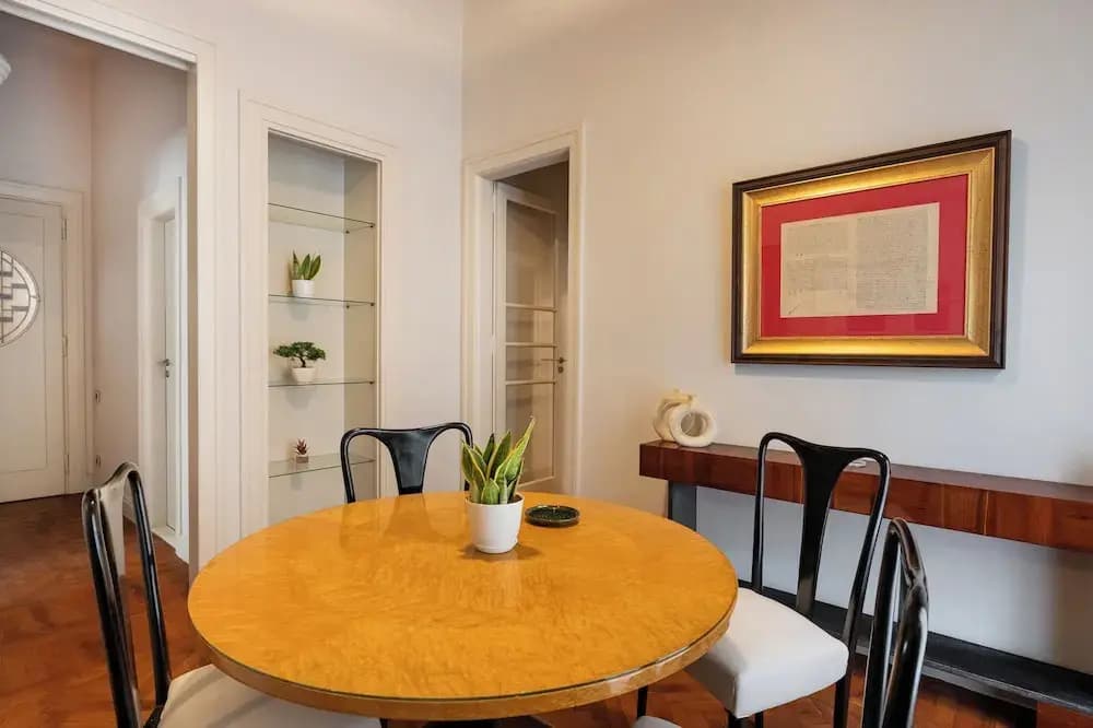 Brassbell l DT l Art Deco Designer Apartments - photo 1