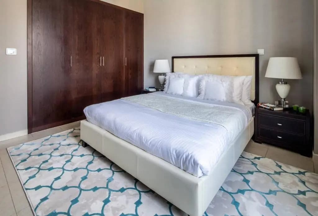 Frank Porter - The Residences - photo 1