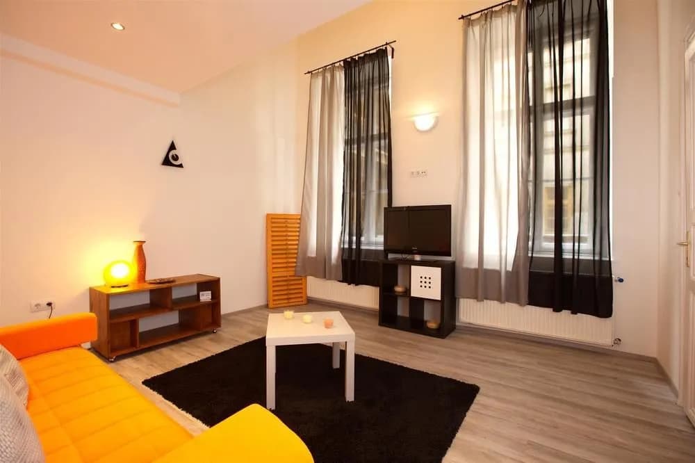 Budapest City Center Apartments - photo 3