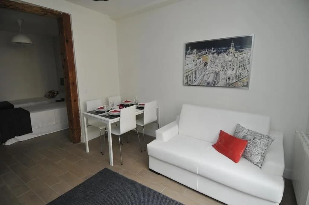 Fuencarral Suites - photo 2