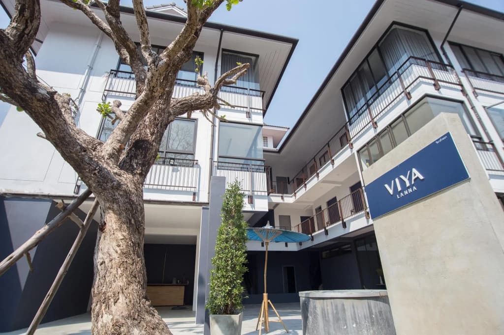 VIYA Lodge - main photo