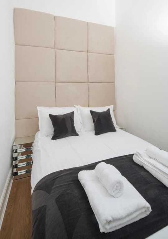 Hanover 71 Suites - photo 7