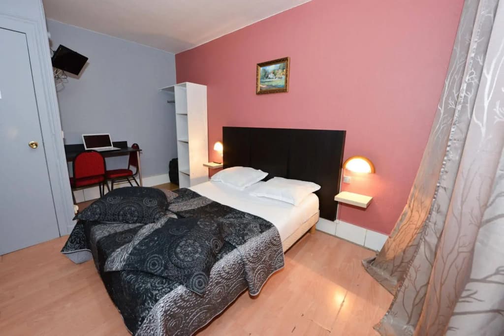 Hotel De La Poste - photo 3