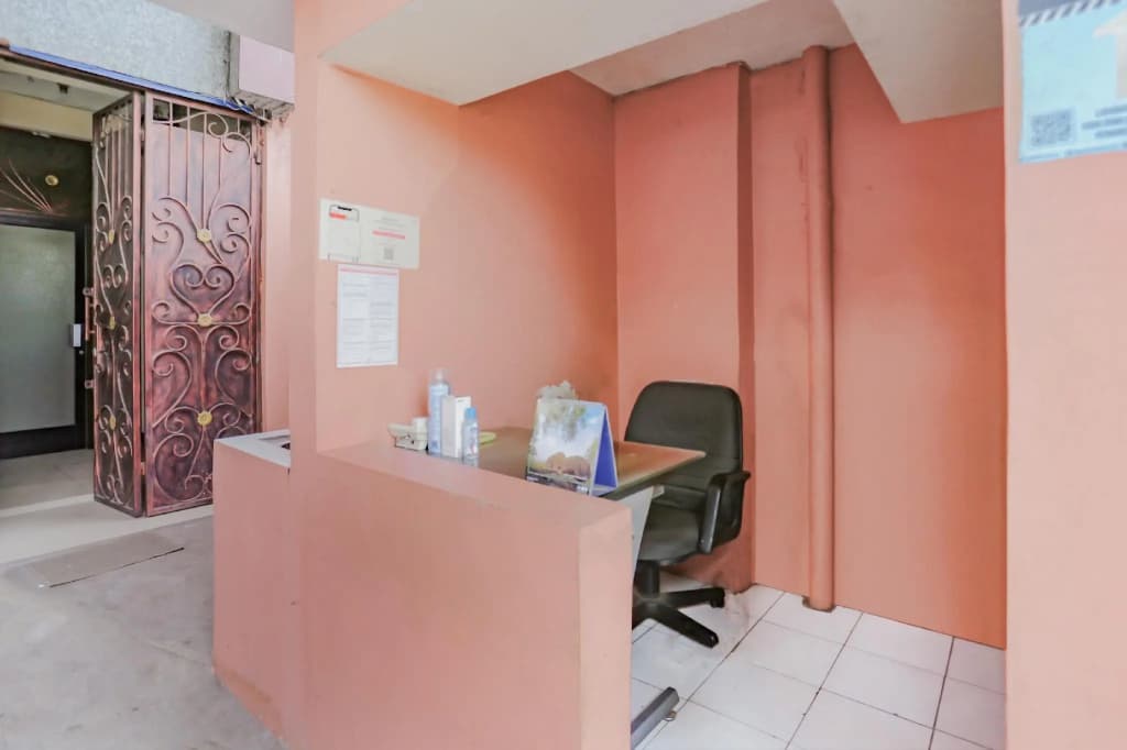 OYO 90109 Wisma Basco Syariah - photo 2