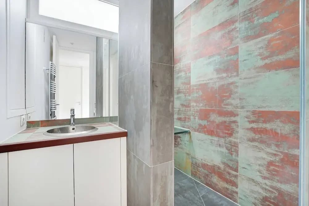 Exceptional 3bdr/6p apt - View of the Eiffel Tower - photo 8