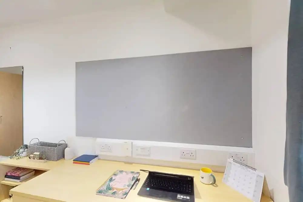 Student only Classic Ensuite Edinburgh - photo 3