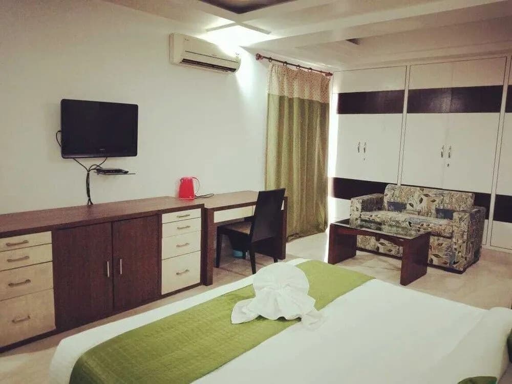 Star Inn Residency - photo 4