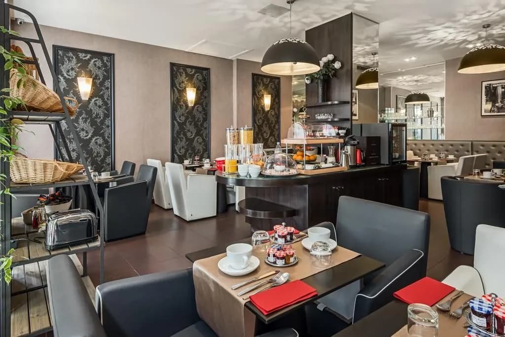 Hôtel Elysées Bassano - photo 21