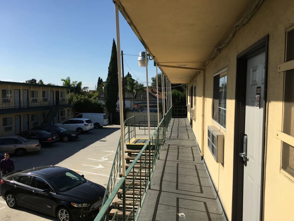 Eastsider Motel - photo 15