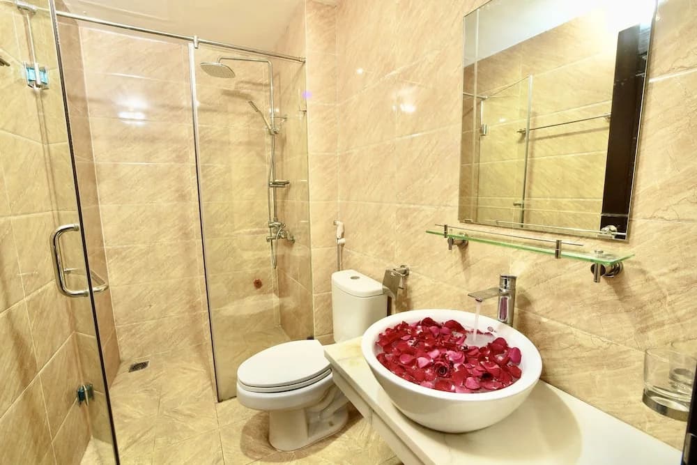 Royal Hotel II - photo 8