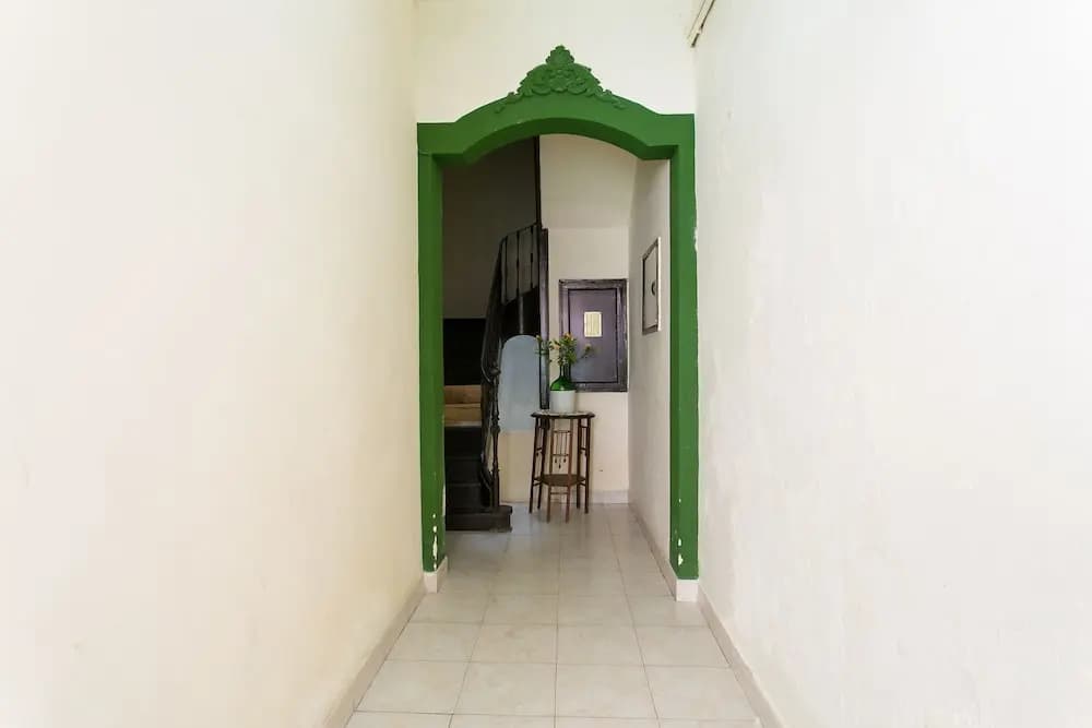 Bica Elevator Apartment Rentexperience - photo 9