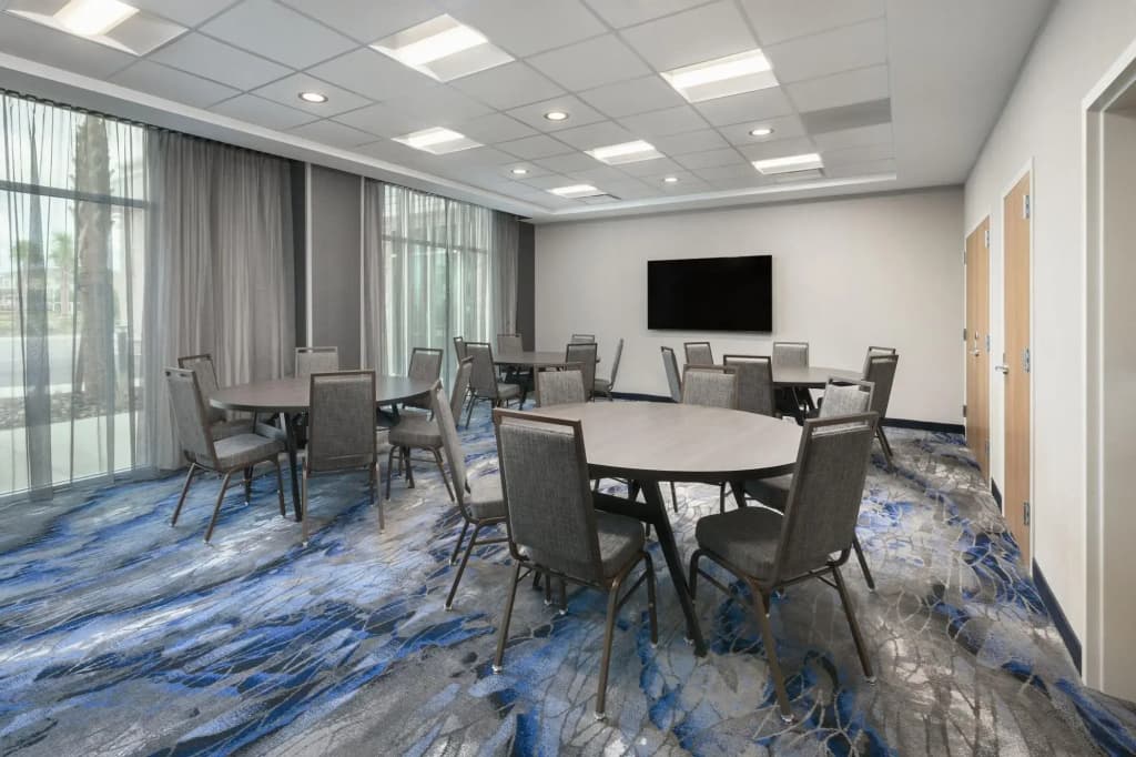 NEW - Fairfield Inn & Suites by Marriott Orlando at Millenia - photo 11