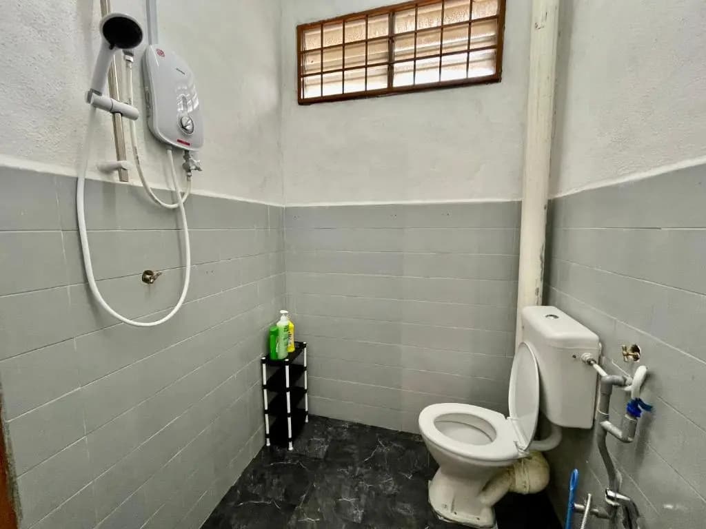Cozy 10 Entire House 4 Bedroom At Alma Bukit Mertajam - photo 7