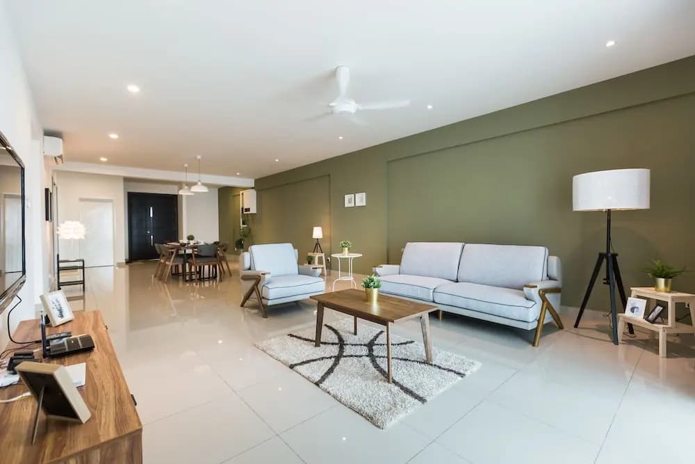 Spacious Seaview Suite - main photo