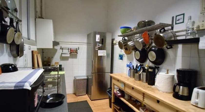 Fabrizzios Terrace Hostel - photo 19