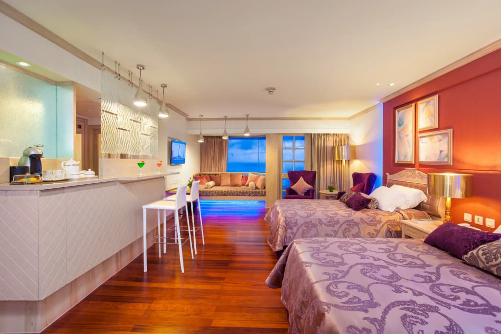Diamond Cliff Resort & Spa, Patong Beach - photo 37