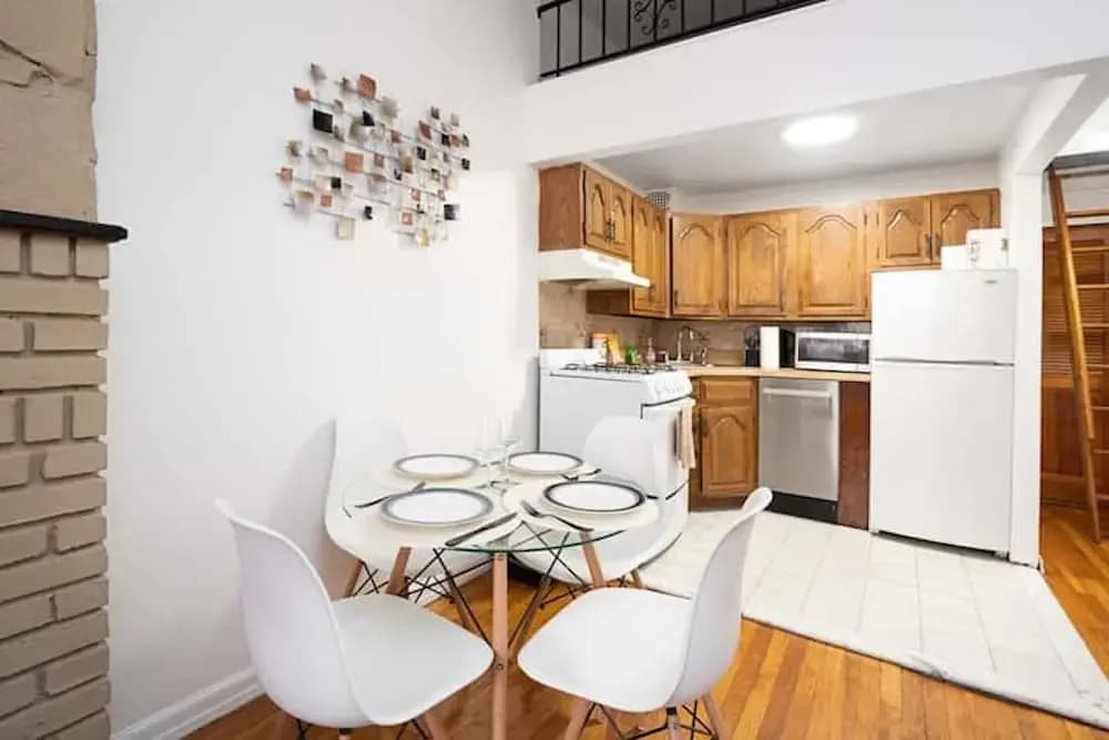 Charming Quiet Studio Right Off Central Park West - photo 12