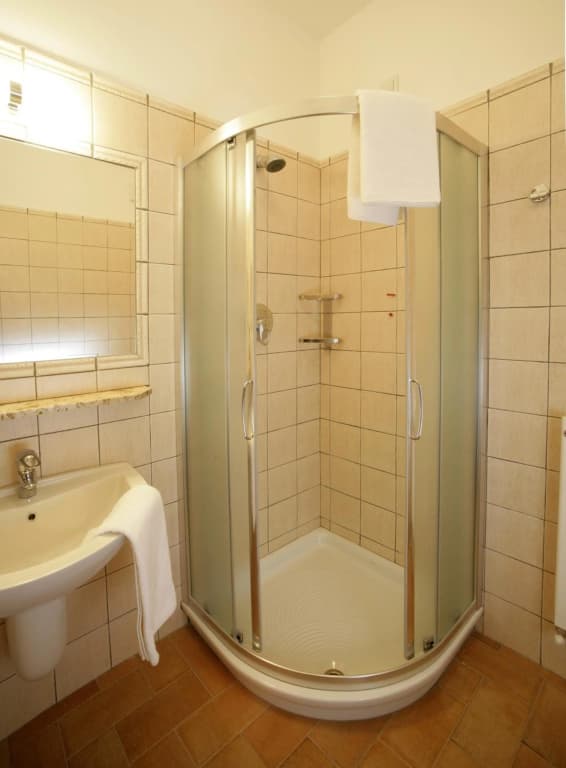 Hotel Galileo Prague - photo 28