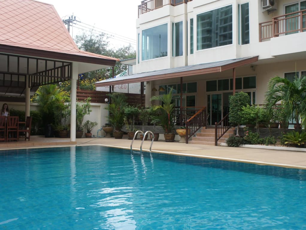 Emerald Palace - Serviced Apartment - photo 2