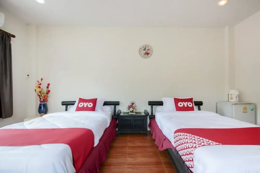 OYO 888 Apinyas Place Karon - photo 3