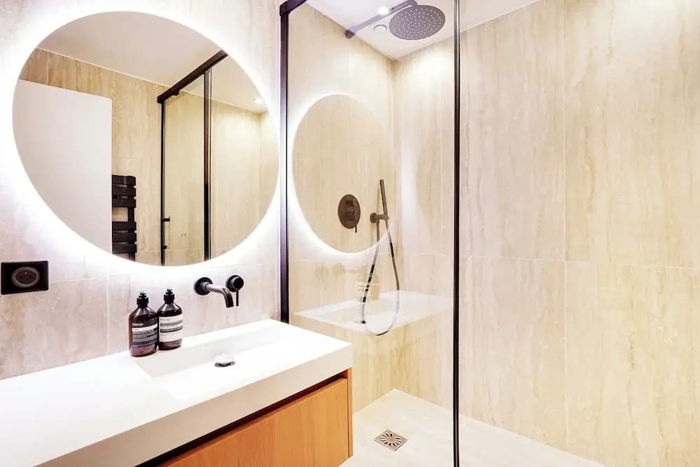 Beautiful Apartment in Le Marais - photo 7