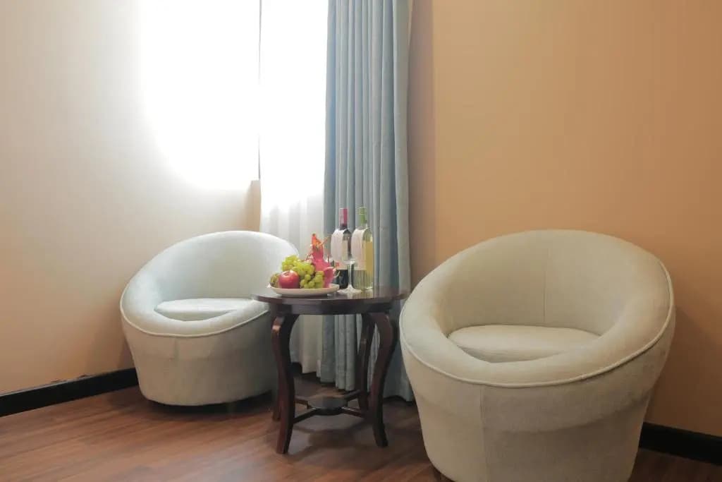 Yarra Ocean Suites Danang - photo 10