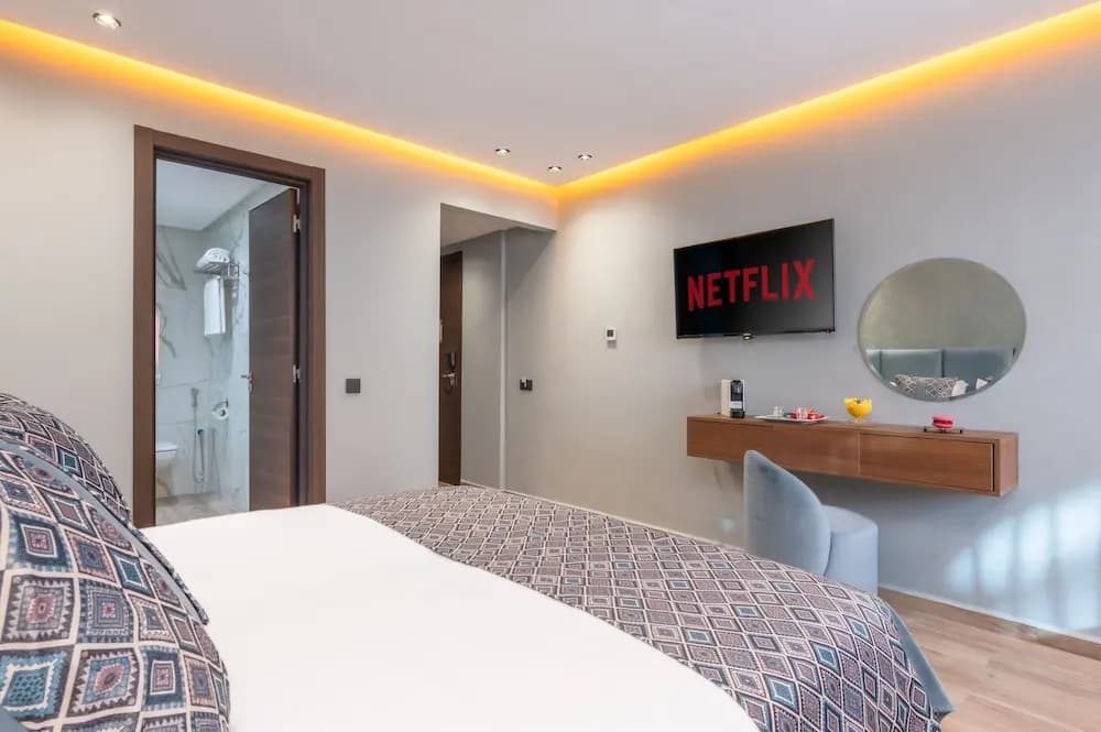 Swiss Continental Hotel - photo 3