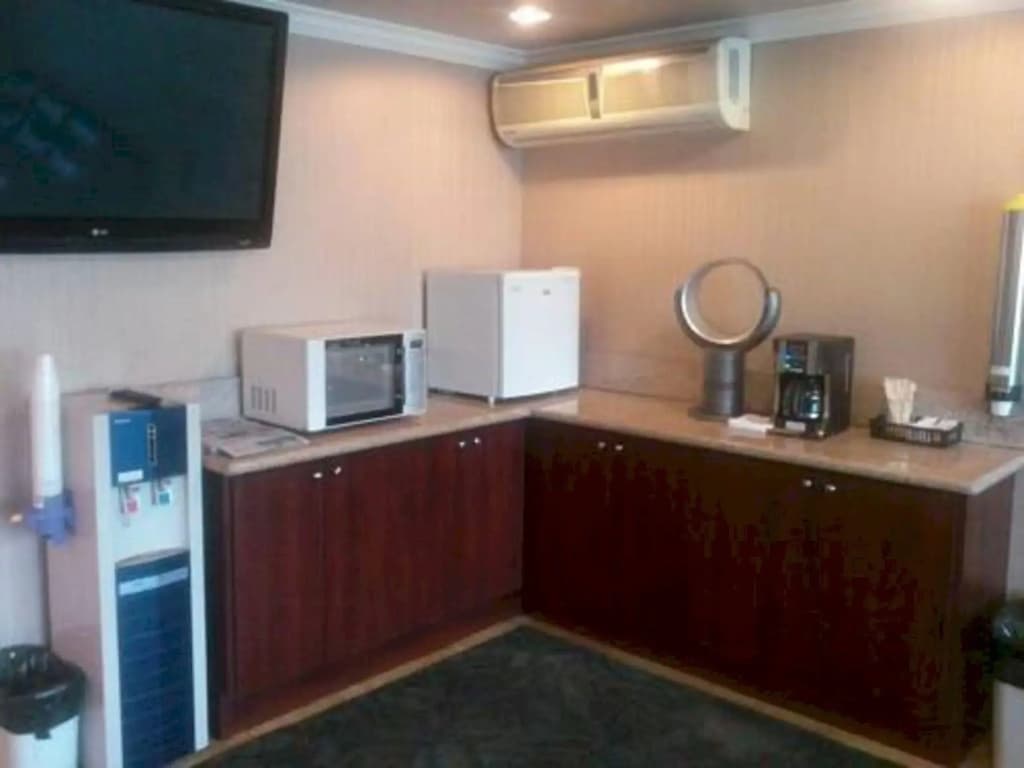 Hometel Suites - Los Angeles (Koreatown) - photo 17