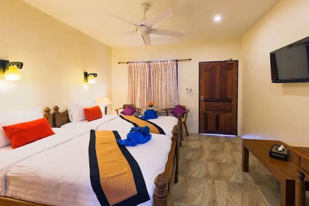 Batic House By Sharaya Hotel - photo 6