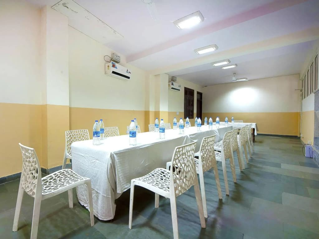 Hotel Charan Pahari - photo 17