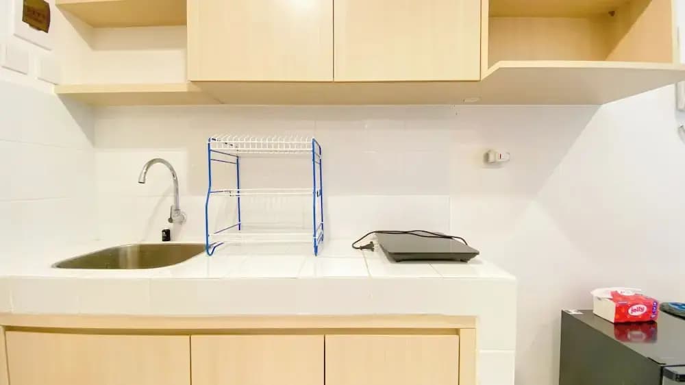 Good And Cozy Studio Apartment At Tokyo Riverside Pik 2 - photo 3