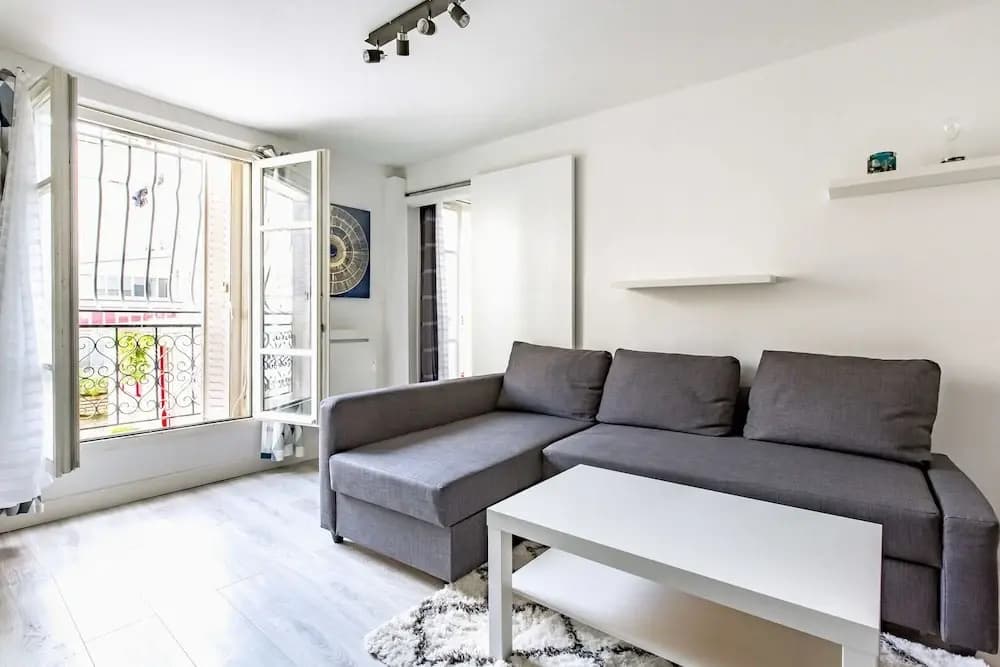 Contemporary in La Chapelle - photo 1