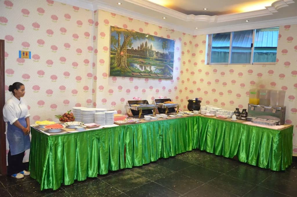 Parklane Hotel - photo 18