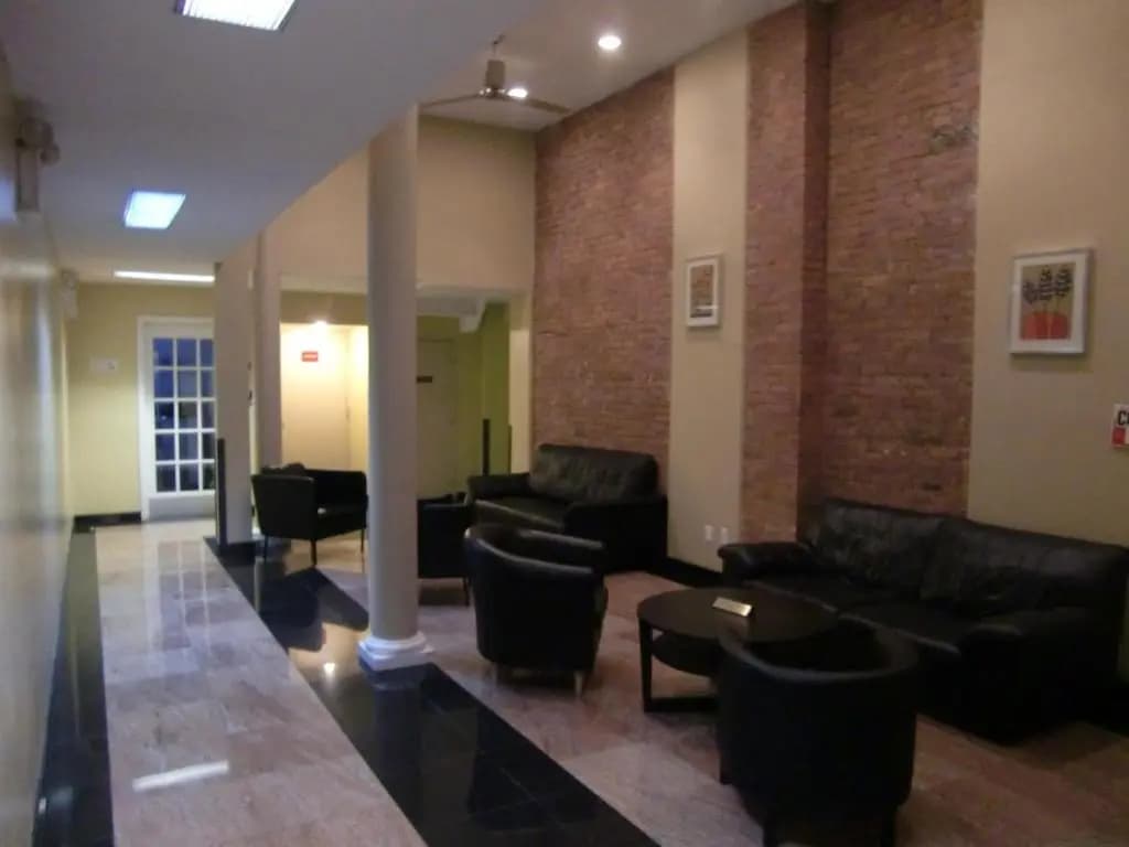 Studios Midtown Manhattan - photo 2