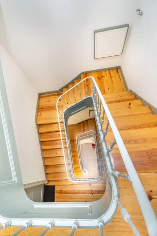 Golden Premium Apartment - photo 23