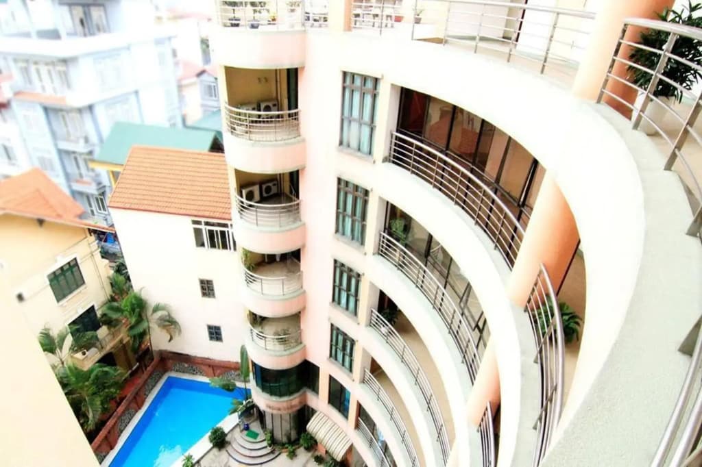Pan Horizon Executive Residences - photo 18