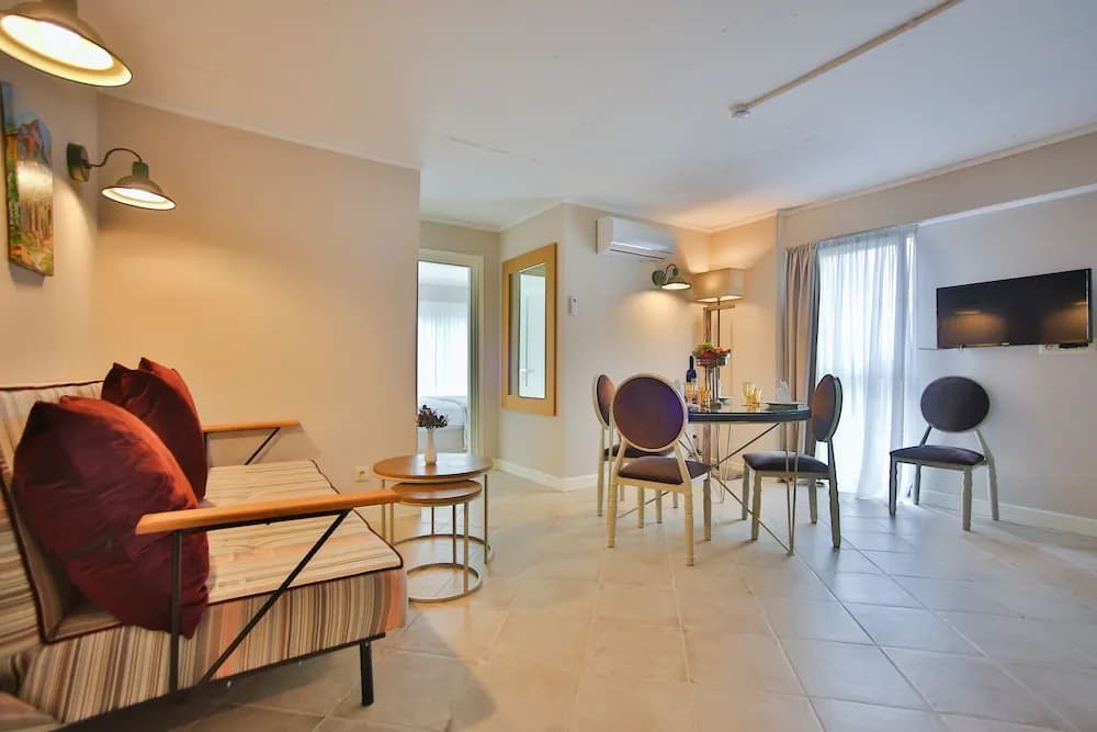 Hotel Eco Rooms - photo 14