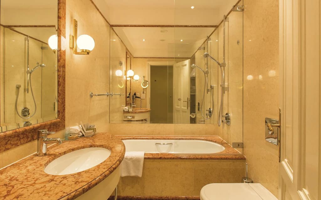 Le Palais Art Hotel Prague - photo 11